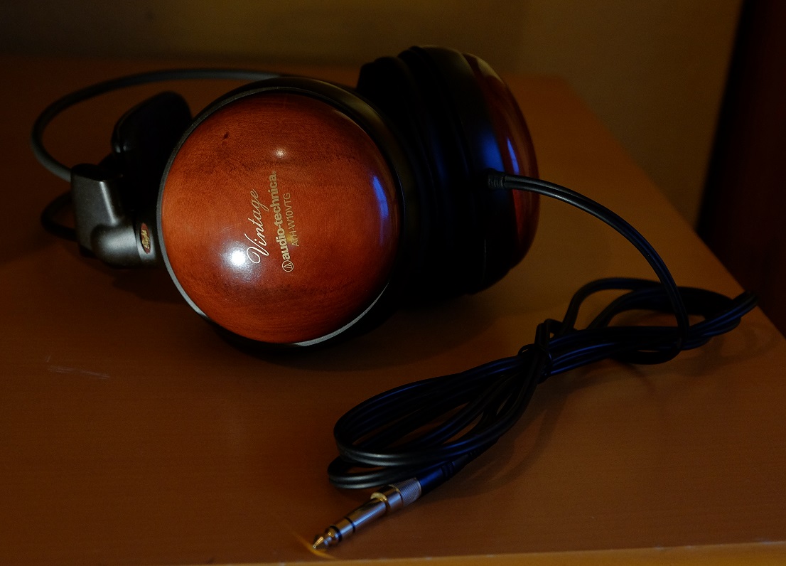 Audio-Technica ATH-W10VTG – Over-ear Mania